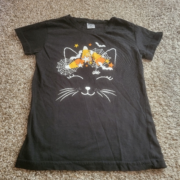 Urban Smalls Black Cat Graphic T-Shirt - Picture 1 of 5